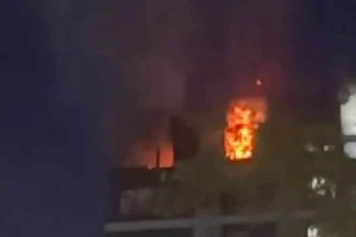 In the Moscow Region, a drone hit a high-rise building, causing a fire (video)