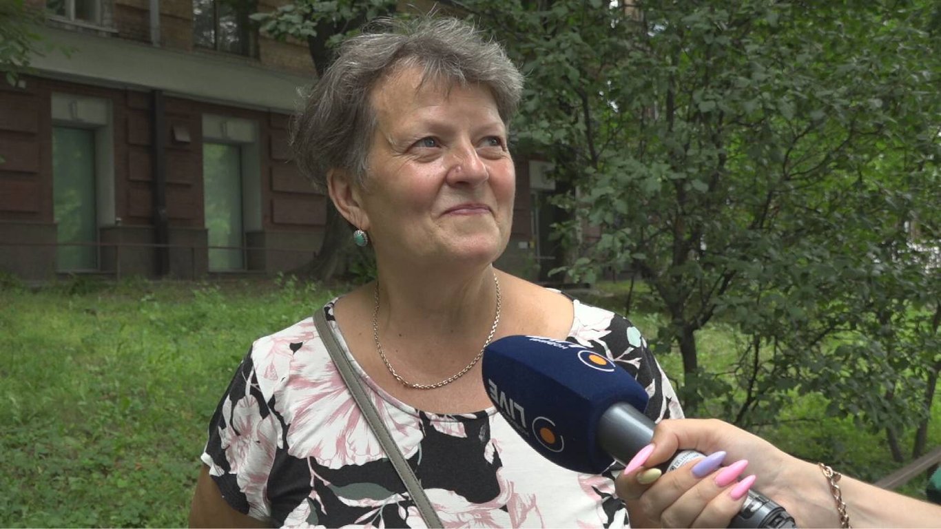 Jak mieszkańcy Kijowa radzą sobie z upałem - ankieta