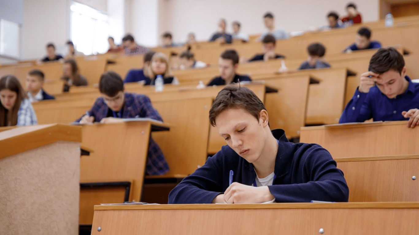 Unvollständige Ausbildung - Kann das TCK eine Fristverlängerung verweigern?